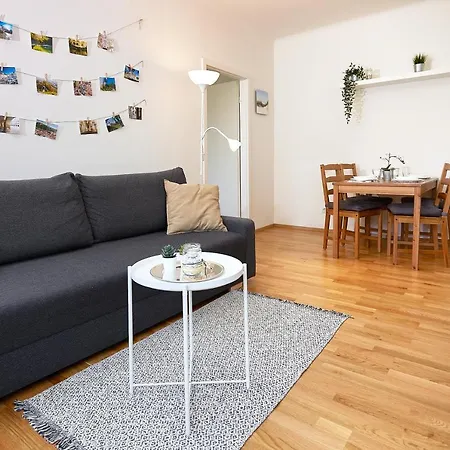 Gemuetliche In Zentraler Lage Apartmán *
